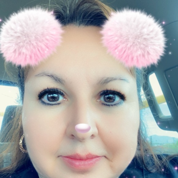 Meet your Posher, Pat - Picture 7 of 16